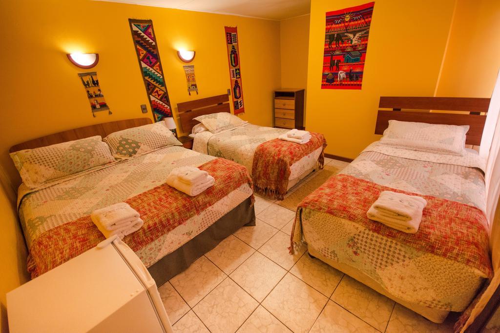 Hostal Kirckir San Pedro de Atacama Rum bild